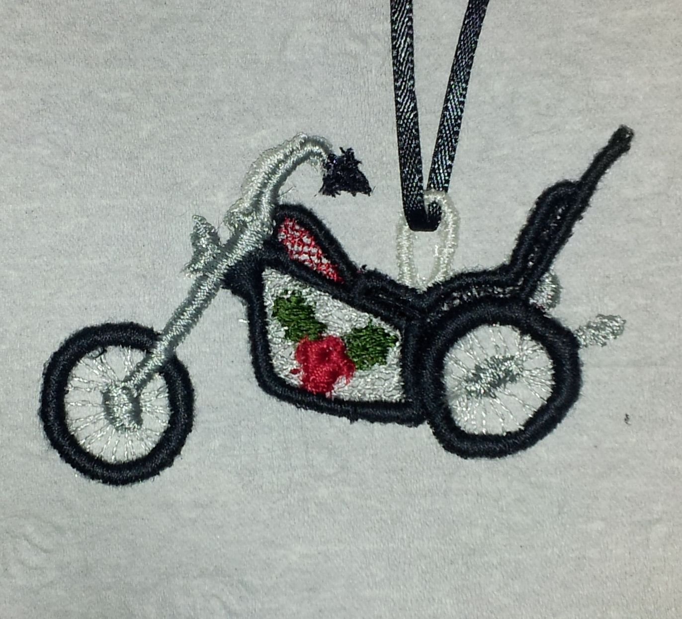 chritsmas-fsl-motorcycle-ornament